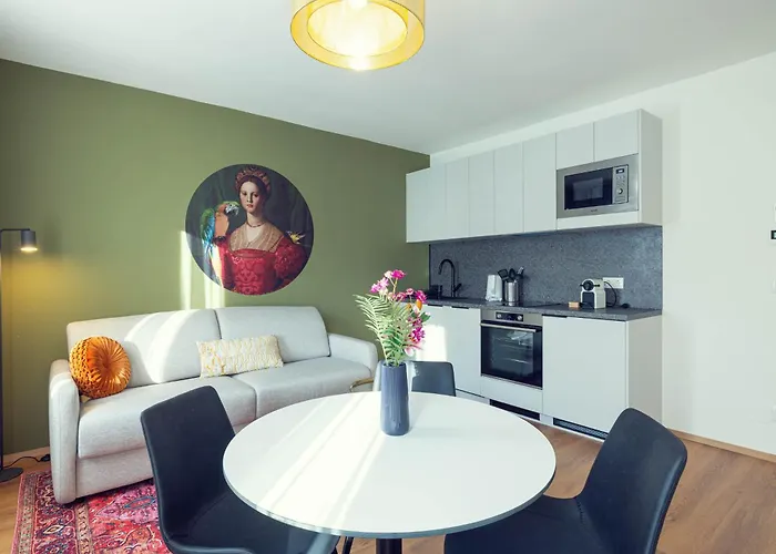 Leonart Living 44 公寓